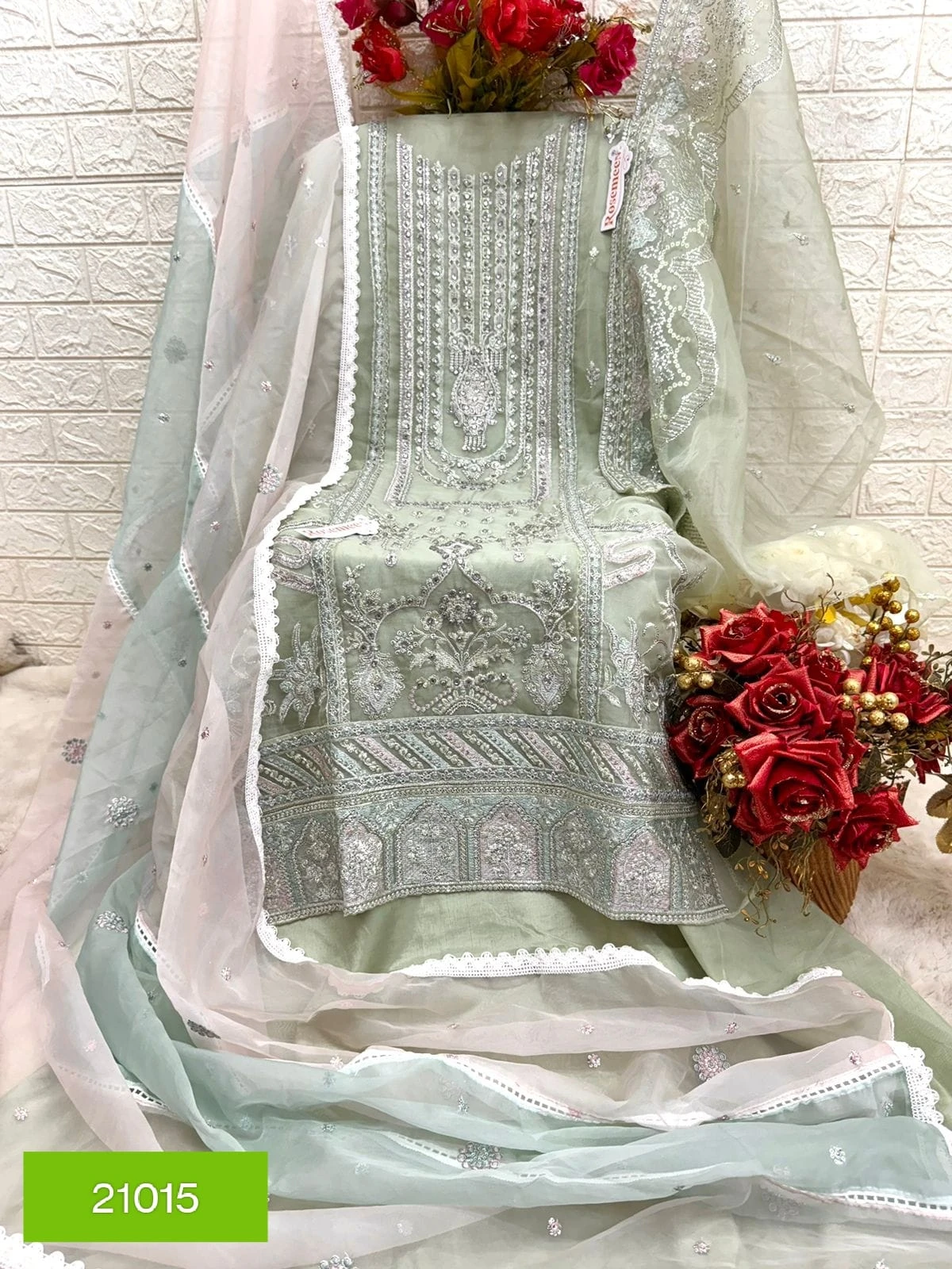 Fepic Ir 21015 Organza Wholesale Pakistani Salwar Suit Catalog — Wholesale Pakistani Suits, MPA wholesale from Surat - Gallery Image 4